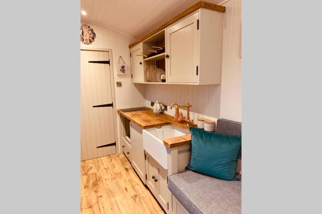 Lle Mary - Beautiful Views, Hot Tub, Secluded, Dog Welcome, Barmouth Llanddwywe エクステリア 写真